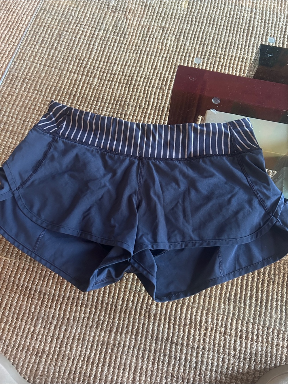 Womens lululemon speed short - Navy - size 6